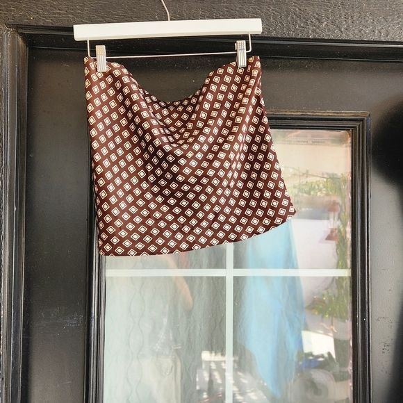 Reformation Spritz Diamond-Print Strapless Silk-Satin Top - Picture 4 of 4